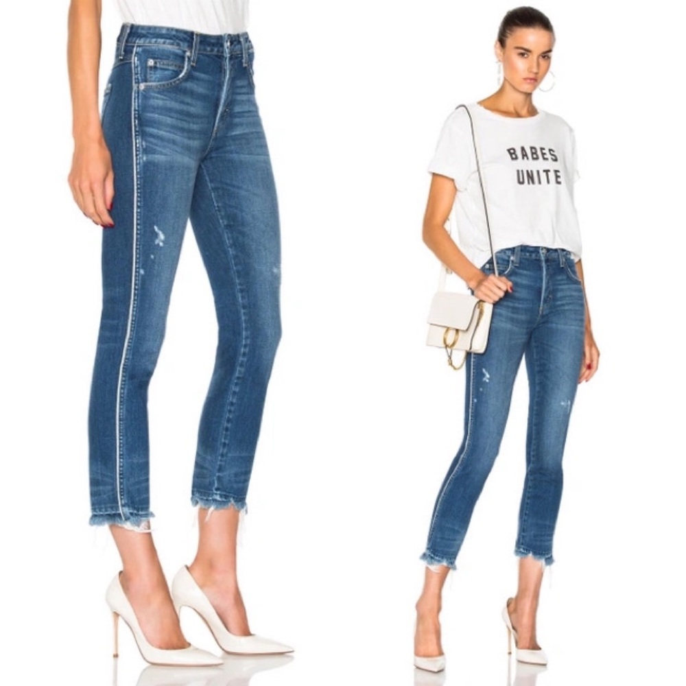AMO Women's Babe Old School Piping Jeans Size 25Cropped Frayed Distressed‎